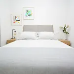 Galihost - Frente Al Mar En דירה