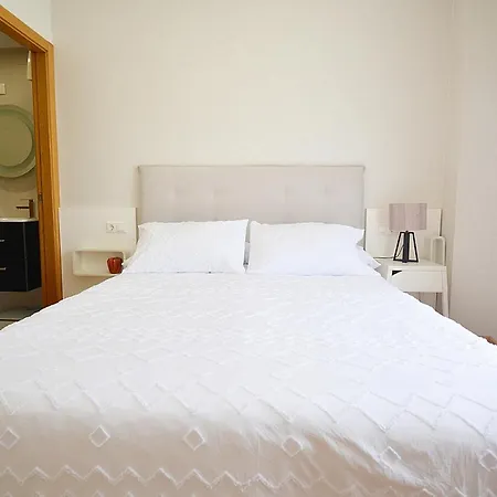 Galihost - Frente Al Mar En